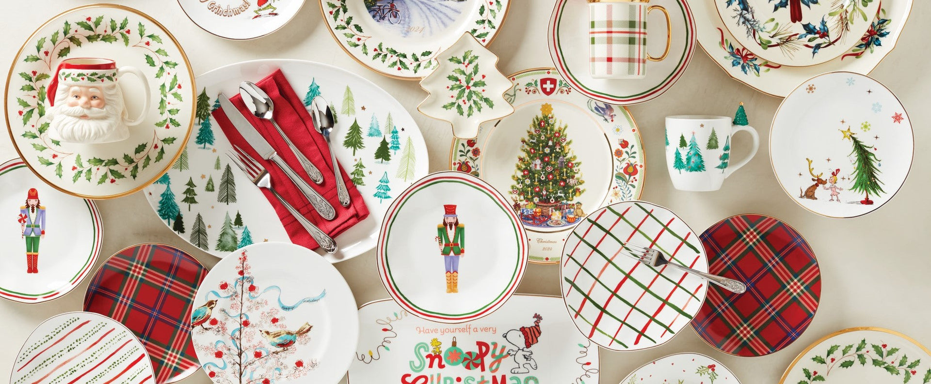 A Guide to Holiday China Patterns