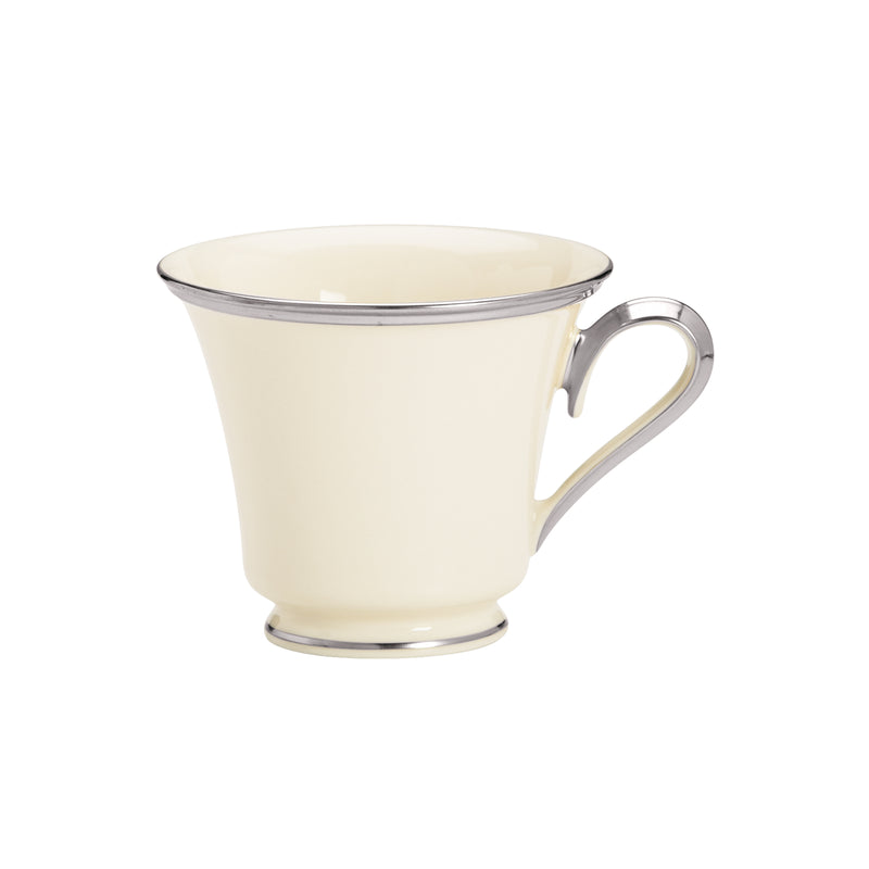 Solitaire Teacup