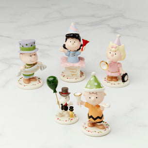 Porcelain &<BR>Ceramic Figurines
