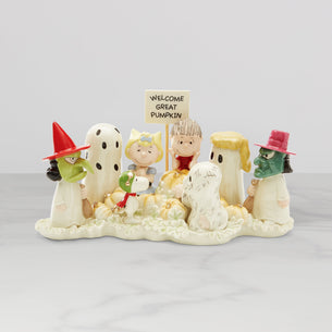 The Halloween Shop<br><h3>Extra 25% Off Use Code <b>SPOOKY</b><h3>