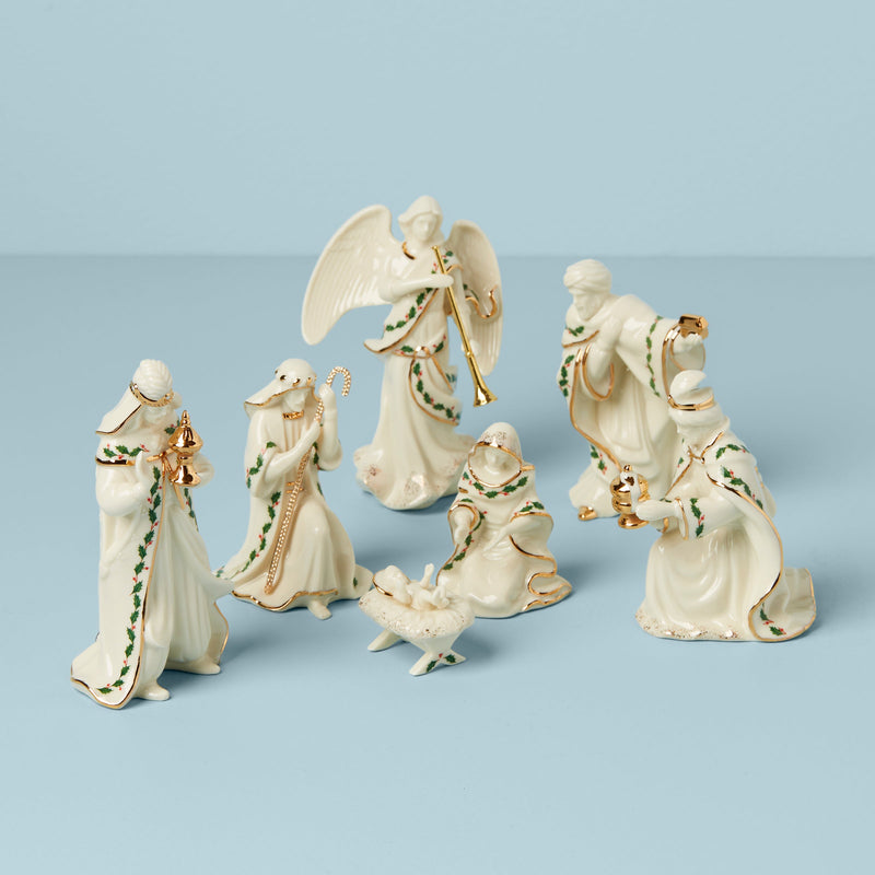Holiday 7-Piece Mini Nativity Scene