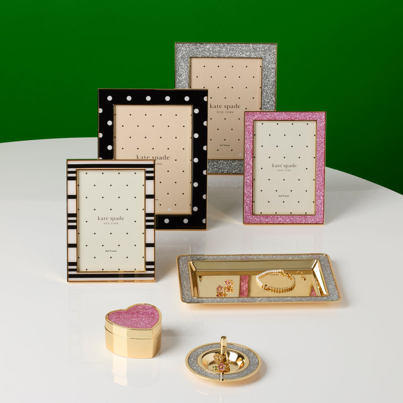 Sitting Pretty Pink Glitter 4x6 Photo Frame