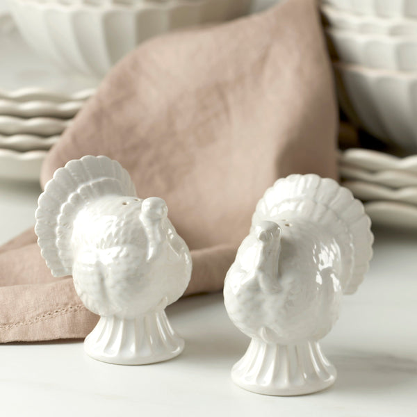  Salt & Pepper Shakers